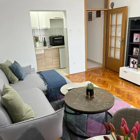 Stan Na Dan Apartman *